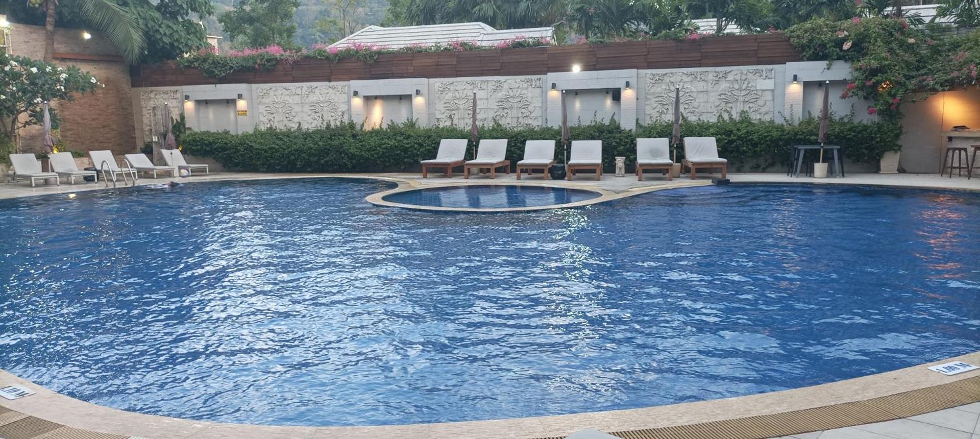 Private 4-star With Balcony Appartamento Patong